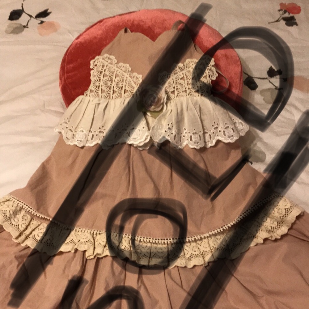 SOLD at asking price on a Dollcake bst group 😎